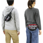 日沖Fila 新作網紋單肩包